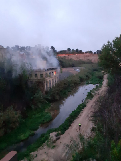 Incendi a l&#039;antiga empresa Pérez Moltó