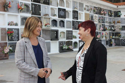 Ontinyent ultima els preparatius per a Tots Sants i posa en marxa el transport gratuït al cementeri