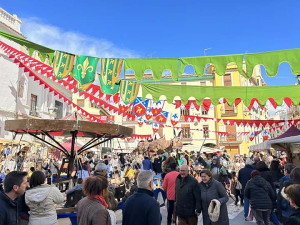 “Ontinyent Medieval” torna a ser pol d’atracció per a milers de persones de la ciutat i comarques veïnes