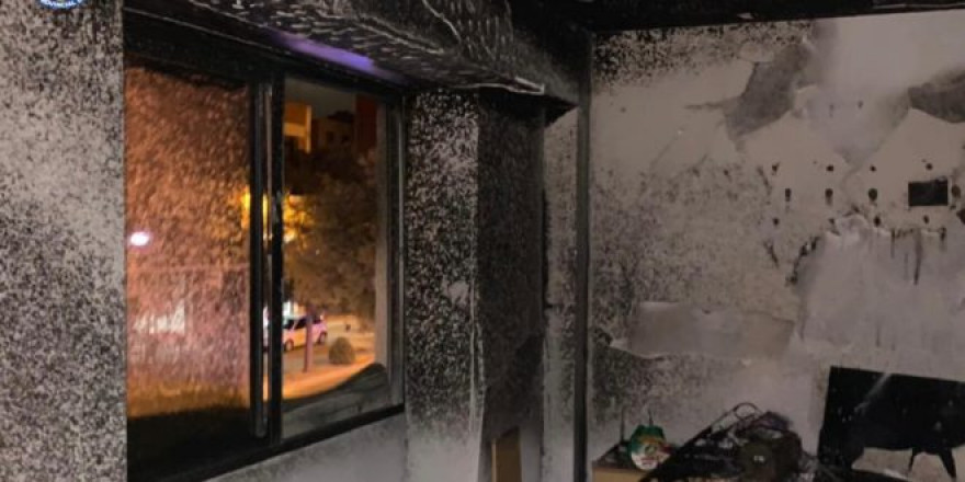 L&#039;incendi en una vivenda a Ontinyent, se salda amb danys materials i l&#039;evacuació de tot l&#039;edifici.