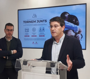 Ontinyent encomana milers de mascaretes a la industria local per garantir l’abastiment