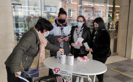 El servei de roba continua prestant-se com a urgència a través de les acollides parroquials d’Ontinyent