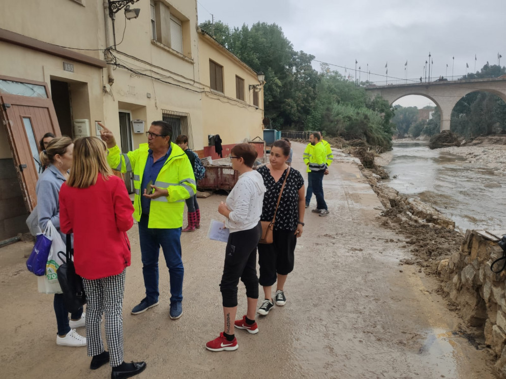 Ontinyent inicia la neteja de les vivendes de Cantereria perquè els tècnics avaluen el seu estat