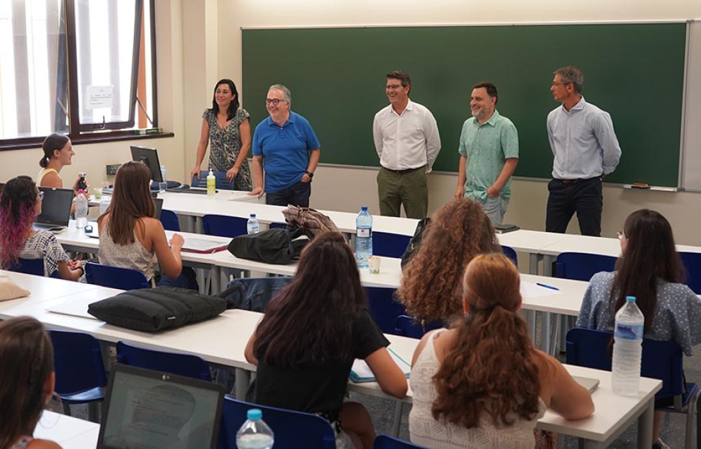 La Festa de Benvinguda del Campus d’Ontinyent torna amb una Fira de Serveis, música i animació