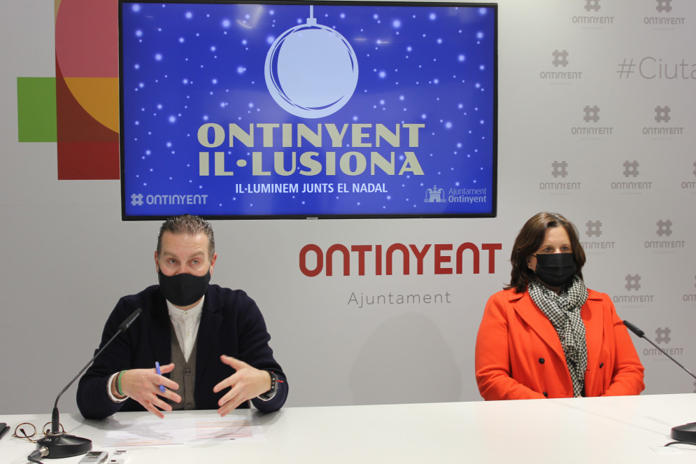 Els ponts de la ciutat protagonitzen l&#039;inici de la campanya de Nadal a Ontinyent com element simbòlic i d’atracció