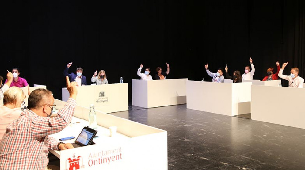 Ontinyent aprova sense vots en contra la revisió d’ordenances fiscals per a 2022