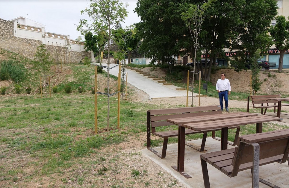 Ontinyent connecta l&#039;avinguda de Sant Francesc i el parc de donants de sang amb una nova zona verda de 2000 m2