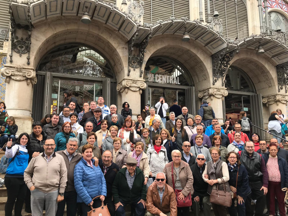 Més d&#039;un centenar d&#039;ontinyentins visiten València i Alcoi dins dels viatges culturals de “Majors Actius”