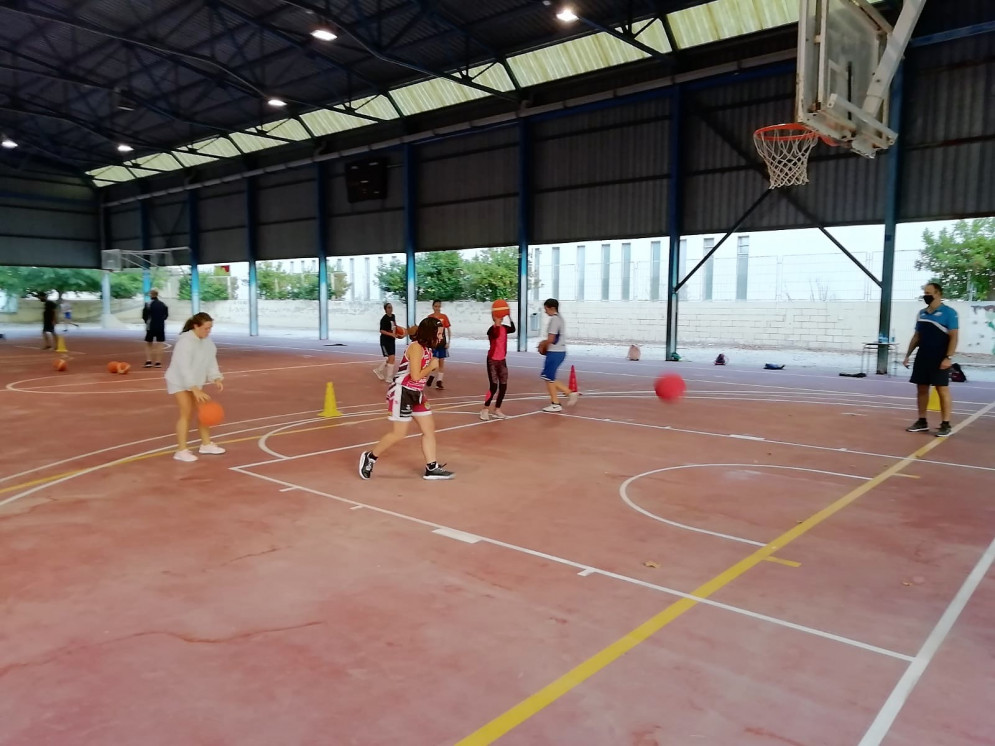 Els equips del Club Martínez Valls Bàsquet tornen als entrenaments