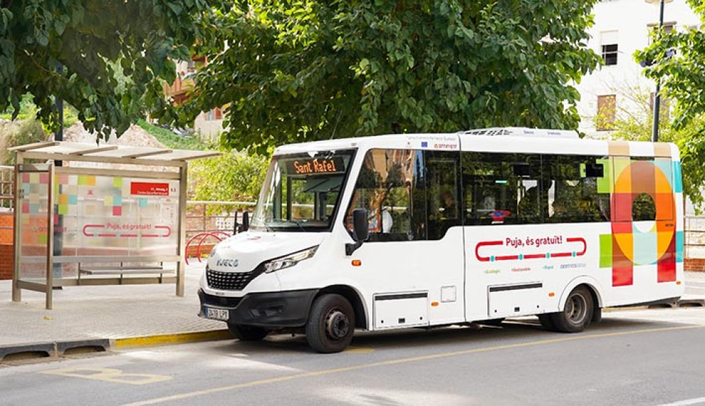 Ontinyent amplia el servei de bus urbà per anar a la Fira fins la matinada