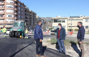 Ontinyent millora l’accessibilitat del pàrking junt al Centre de Salut de l’Avinguda d’Albaida