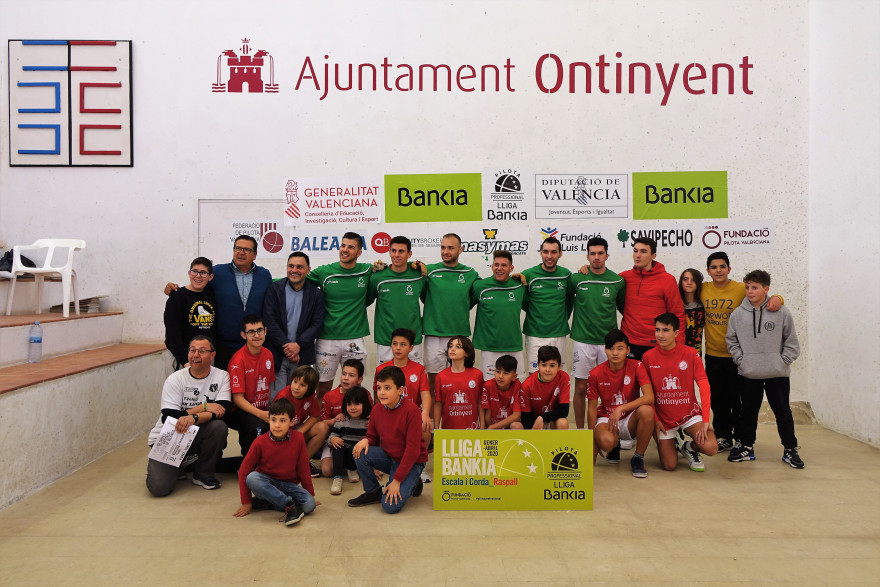 El trinquet d’Ontinyent registra una de les millors entrades de la seua història per acollir la “Champions League” de la Pilota Valenciana