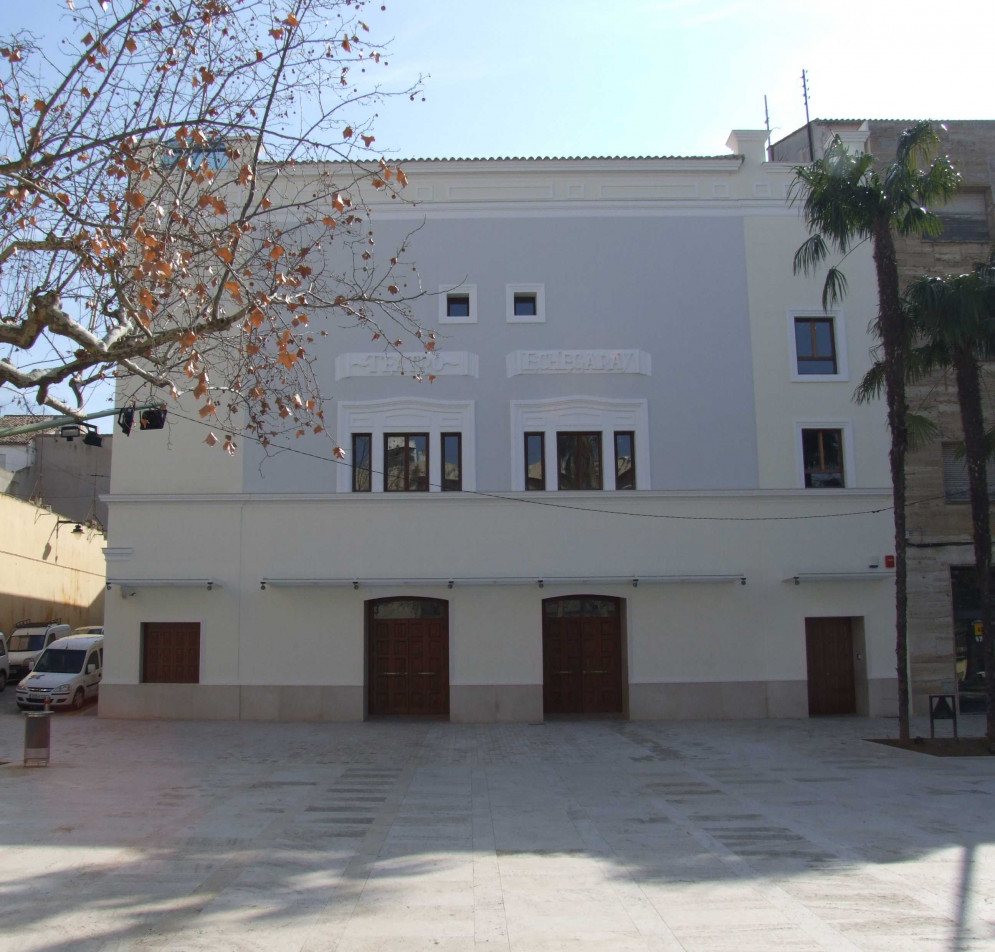 El Teatre Echegaray acull una “comèdia festera” a benefici de l’Hospital La Beneficència d&#039;Ontinyent