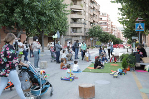 La ciutadania d’Ontinyent torna al carrer amb les prop de 20 activitats del seu primer “Park(ing) Day”