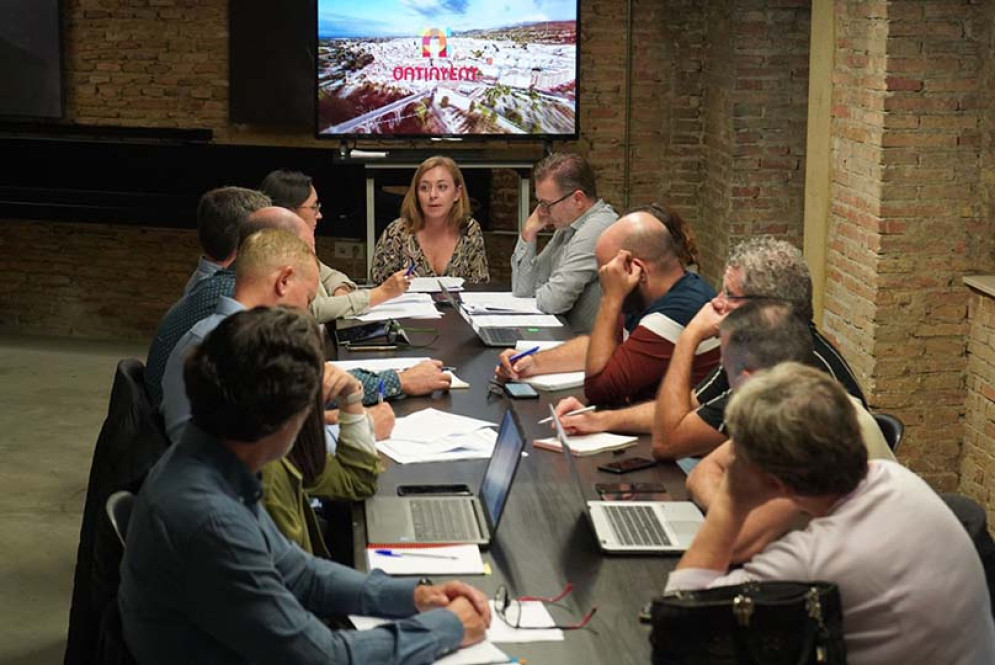 Natàlia Enguix i Pablo Úbeda expliquen al CES l’impuls a les bonificacions d’impostos a empreses en la revisió d’ordenances