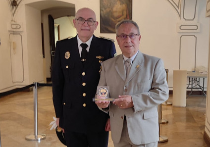 La Generalitat condecora la Policia Local d’Ontinyent per la seua actuació durant la DANA de 2019